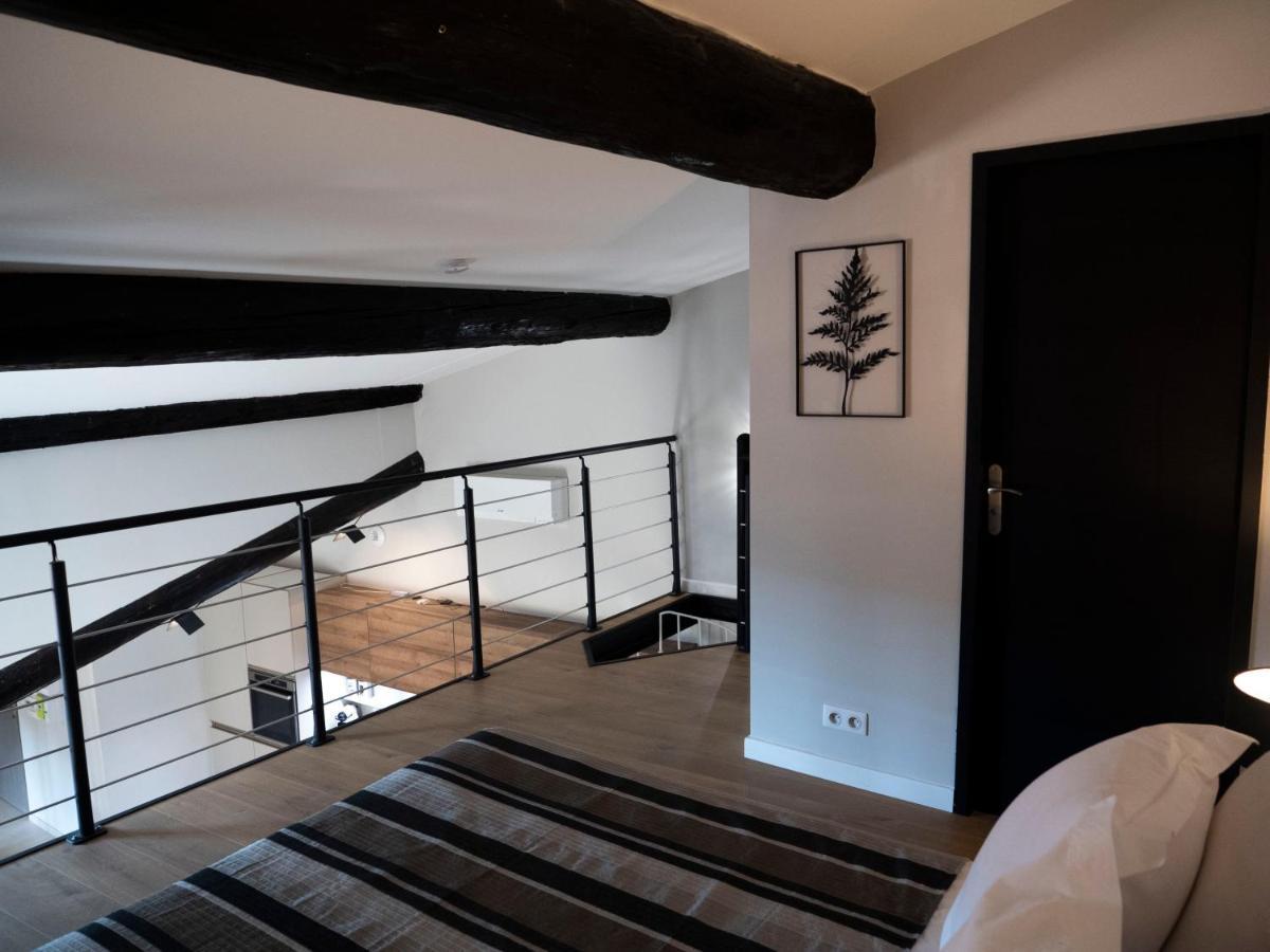 Cozy Nest In The Center Of Isle Sur La Sorgue For 4 People Apartment L'Isle-sur-la-Sorgue Bagian luar foto