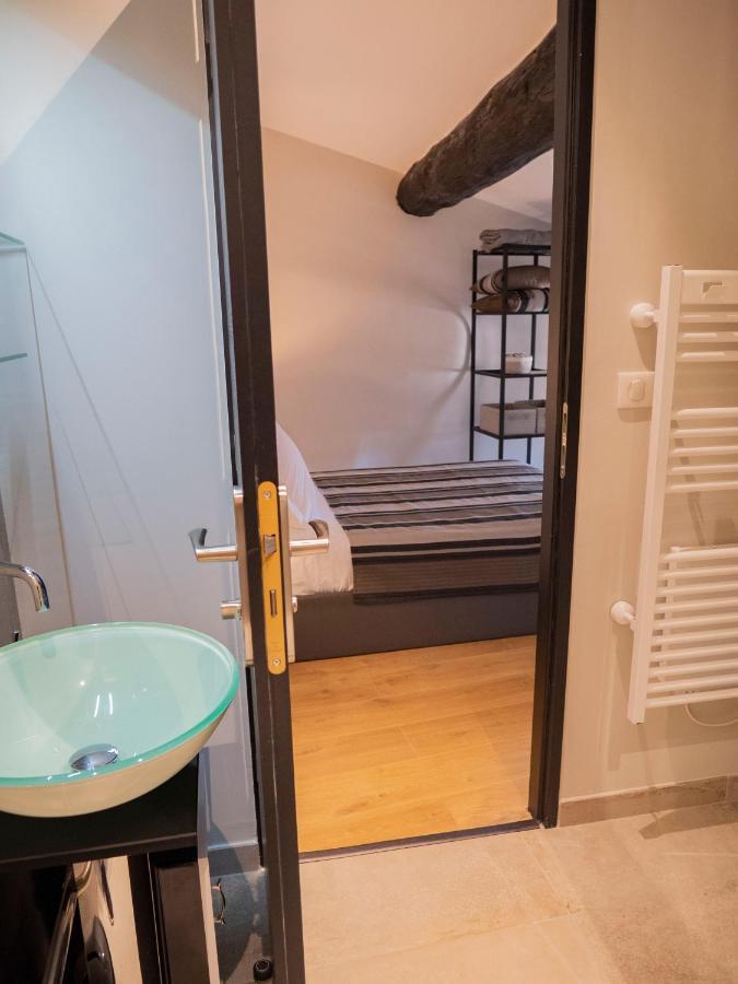 Cozy Nest In The Center Of Isle Sur La Sorgue For 4 People Apartment L'Isle-sur-la-Sorgue Bagian luar foto